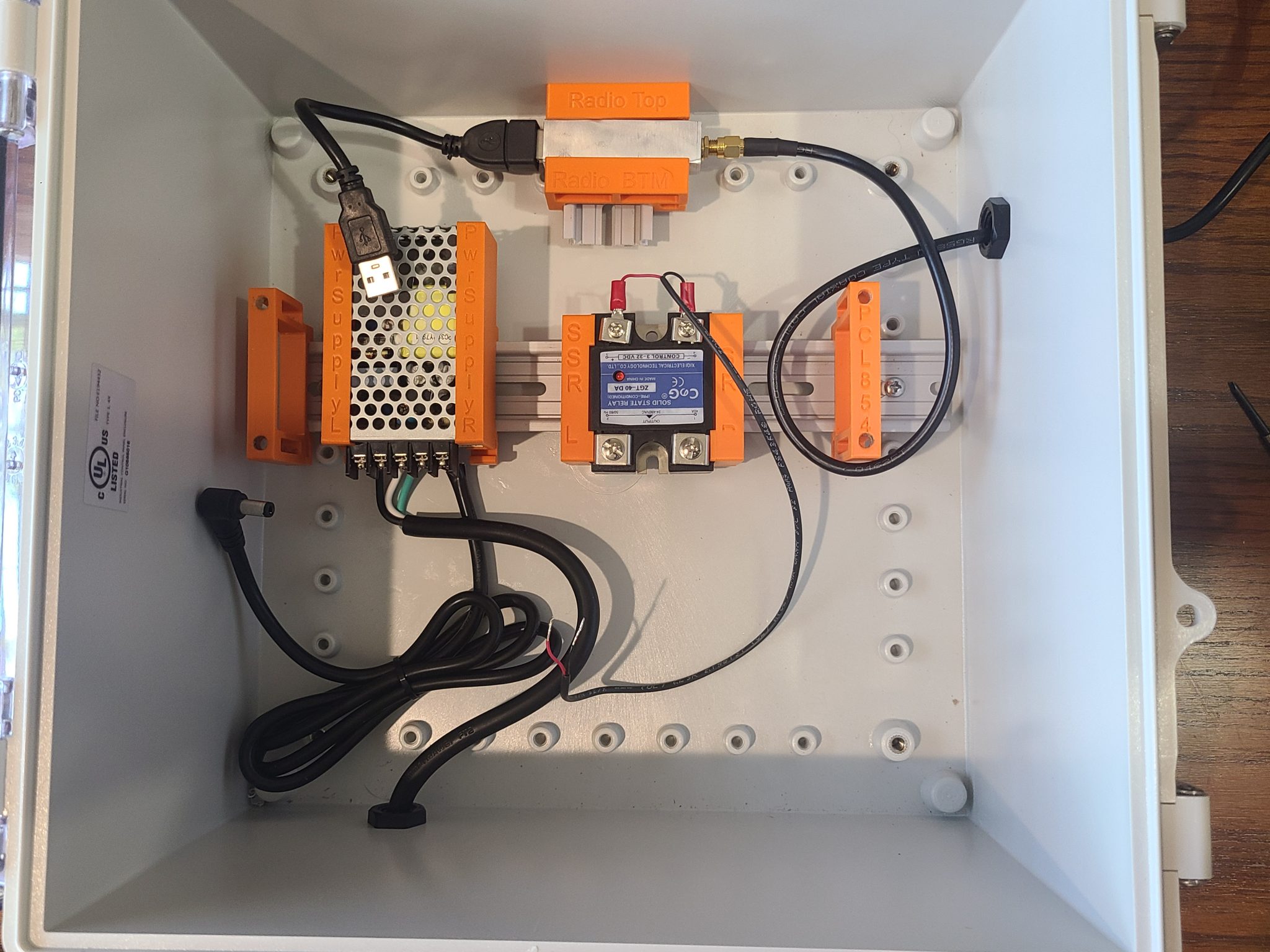 Enclosure Kit - Pilot Controlled Lighting System